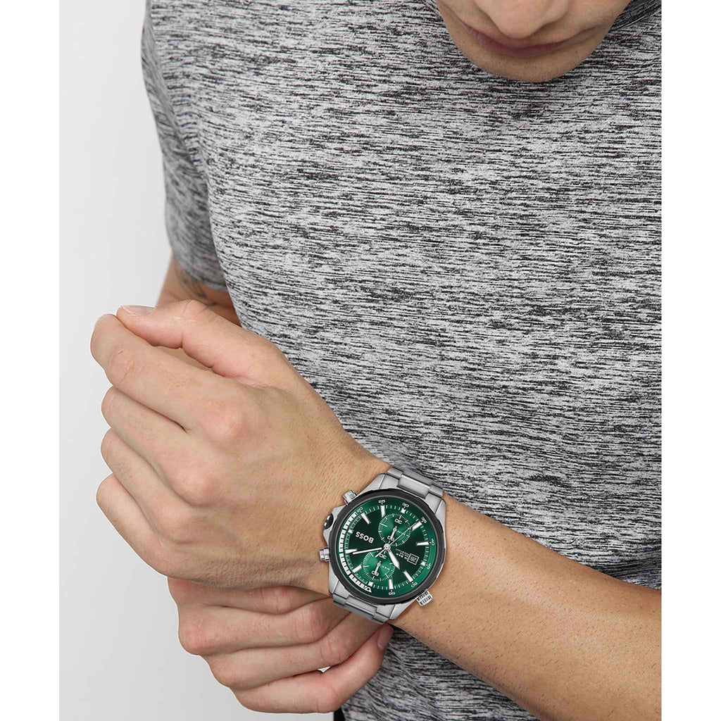 Montre Hugo Boss Globetrotter pour Homme avec Cadran Vert et Bracelet en Acier Inoxydable - Référence 1513930